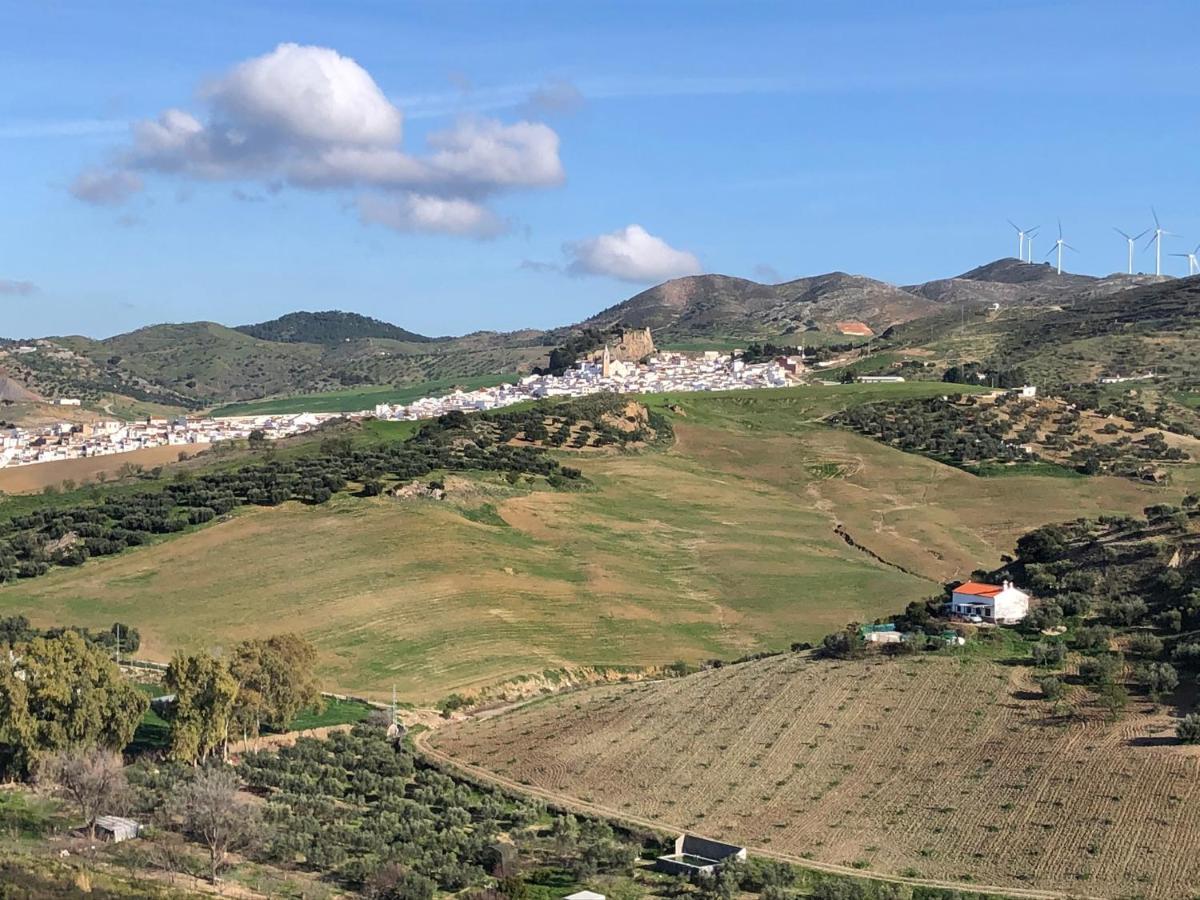 Studio Apartment In Ardales, Cerca El Caminito Del Rey Y Embalses Ngoại thất bức ảnh
